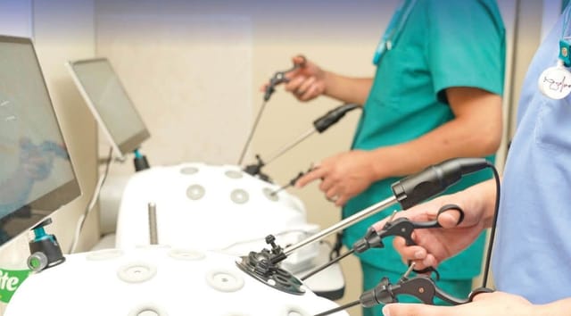 Practising with laparoscopic instruments